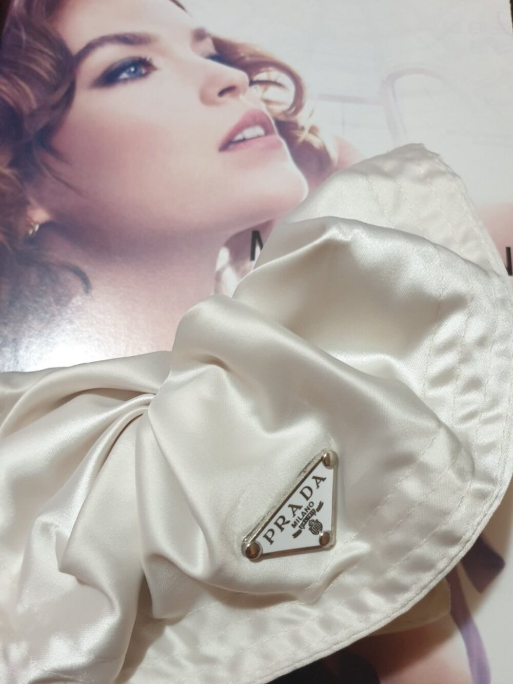 Prada White Big Hair Scrunchie Elastic Tie Fashion Women Casual Formal Accessory